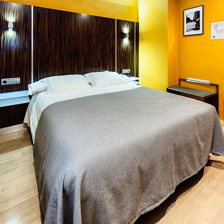 Hotel Gran Via Zaragoza Luaran gambar