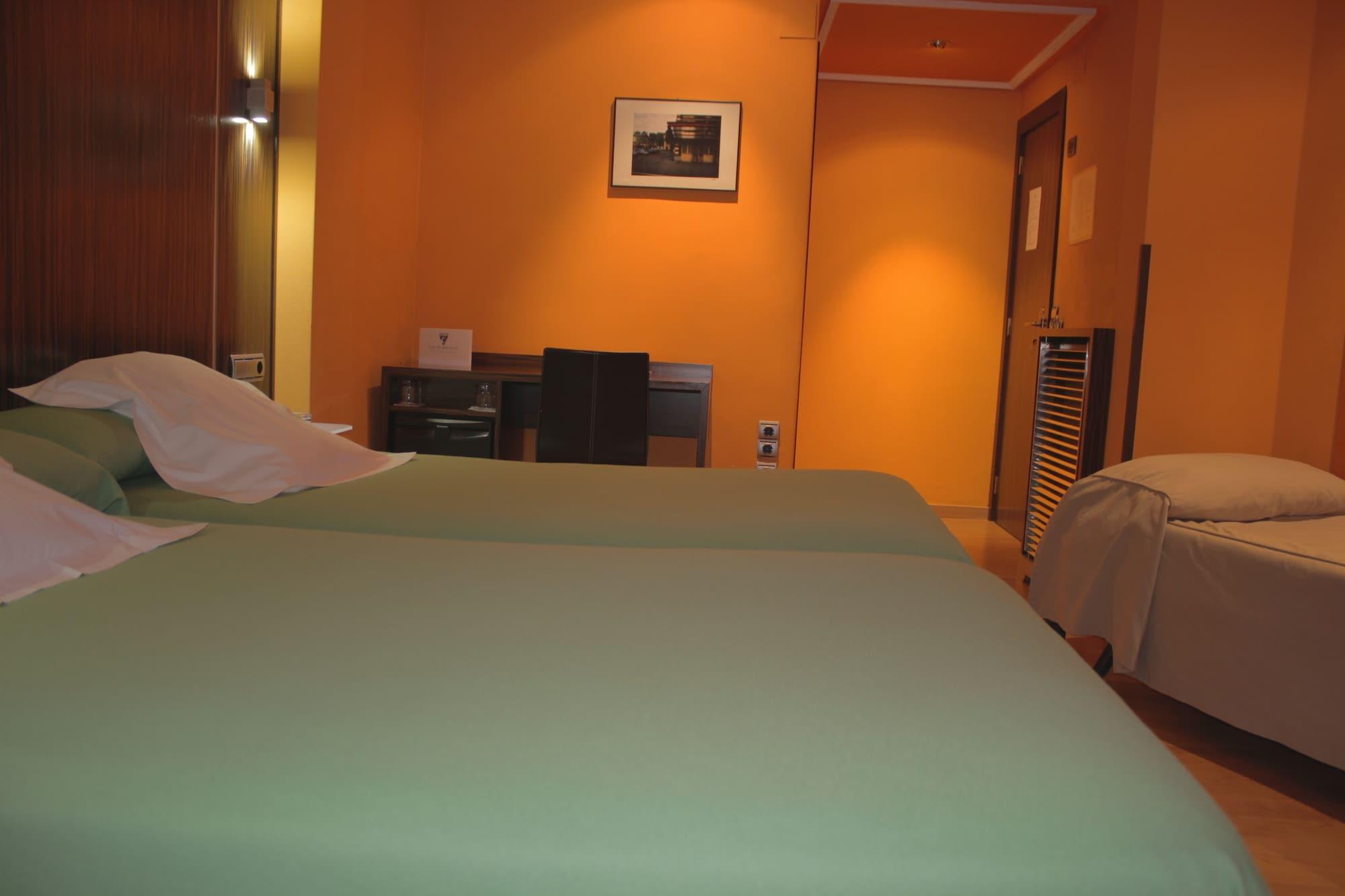 Hotel Gran Via Zaragoza Luaran gambar