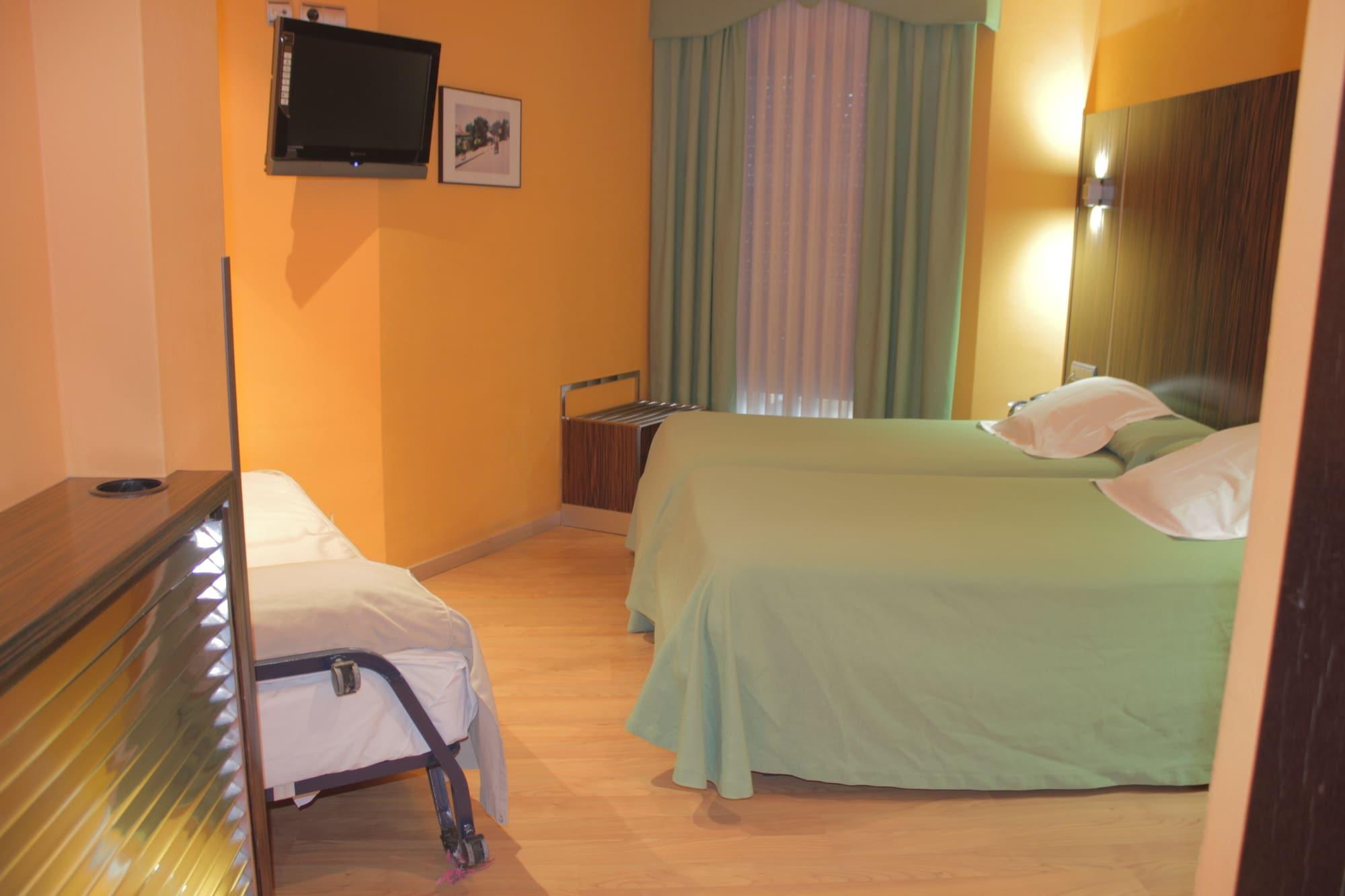 Hotel Gran Via Zaragoza Luaran gambar