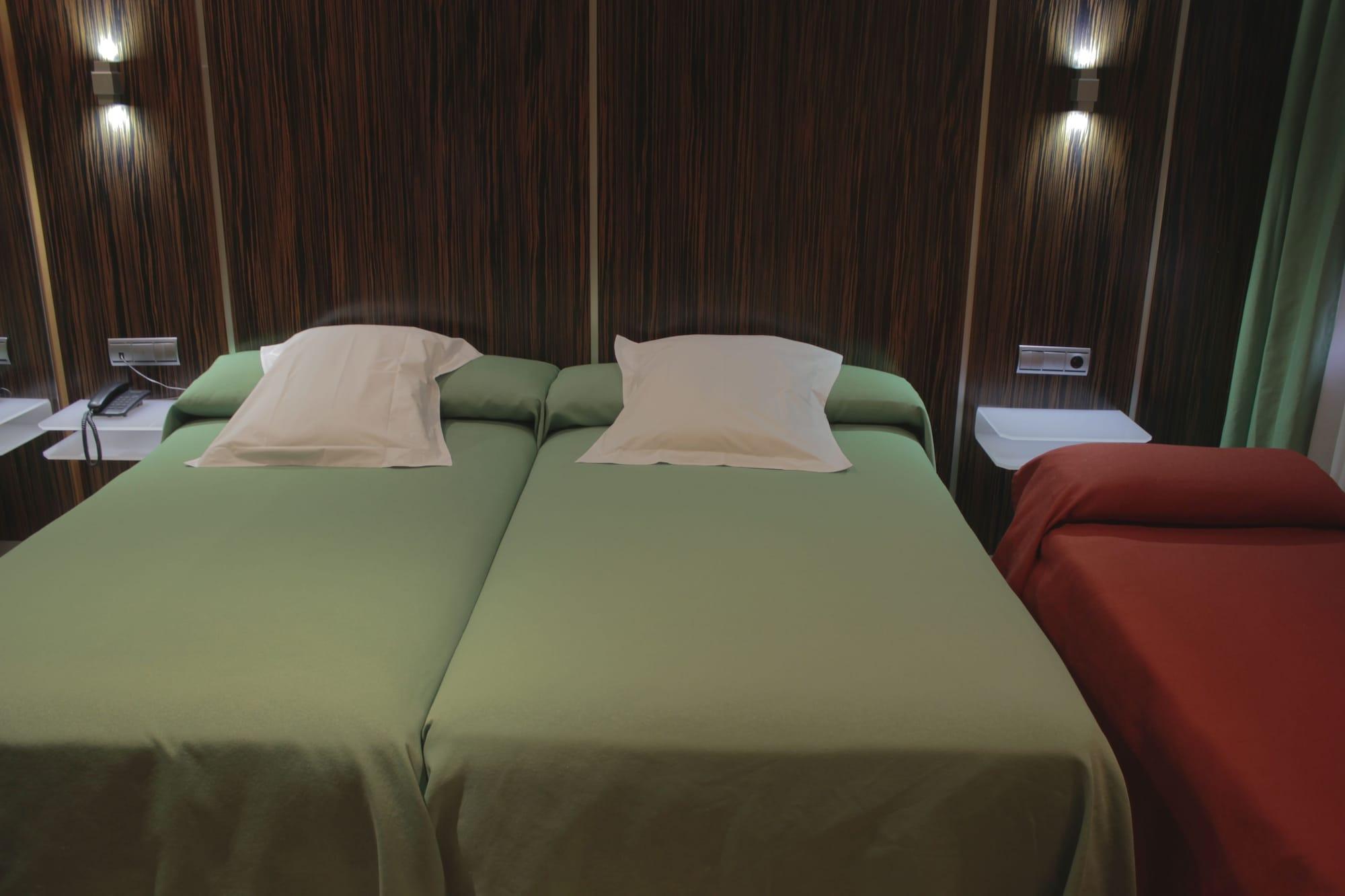 Hotel Gran Via Zaragoza Luaran gambar