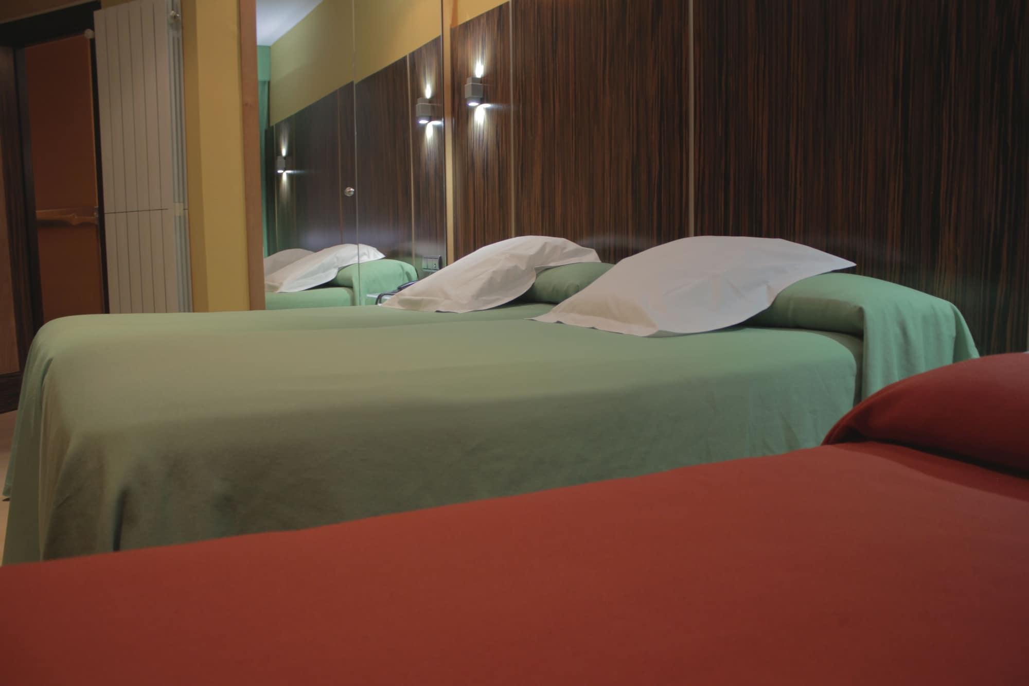 Hotel Gran Via Zaragoza Luaran gambar