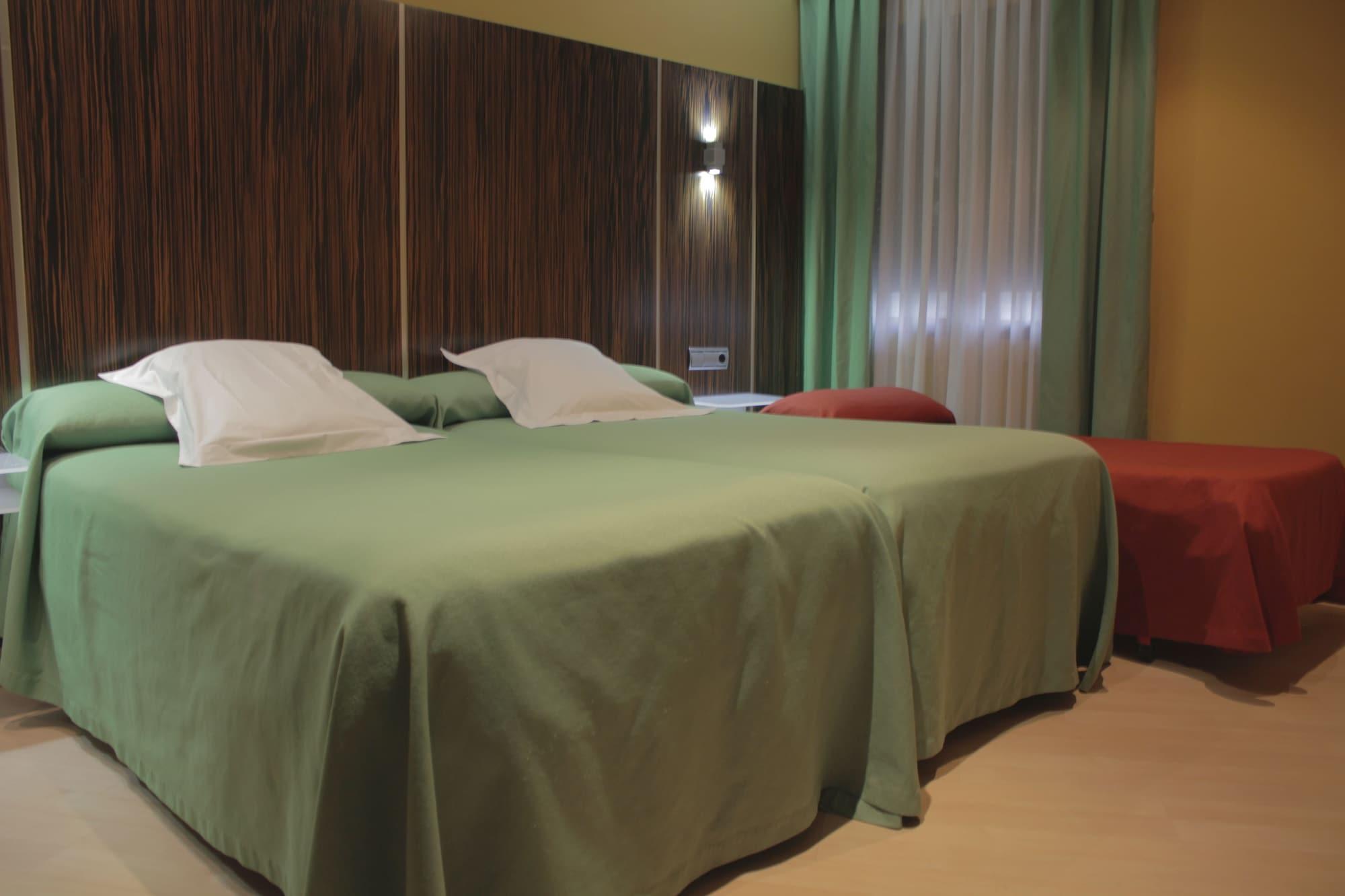 Hotel Gran Via Zaragoza Luaran gambar