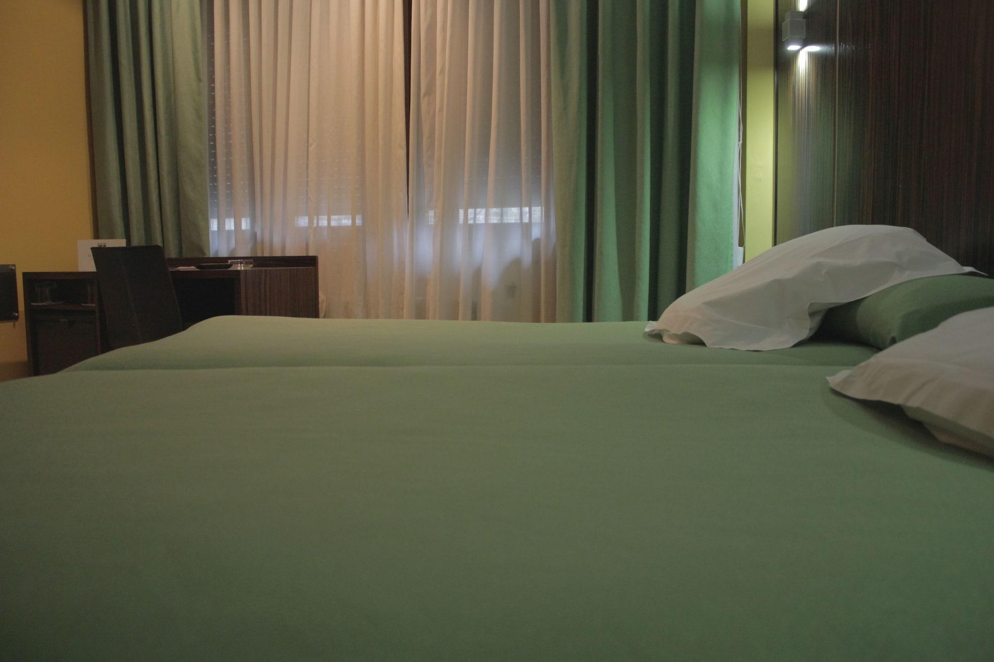 Hotel Gran Via Zaragoza Luaran gambar