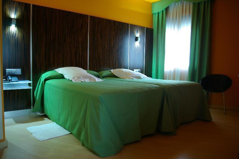 Hotel Gran Via Zaragoza Bilik gambar