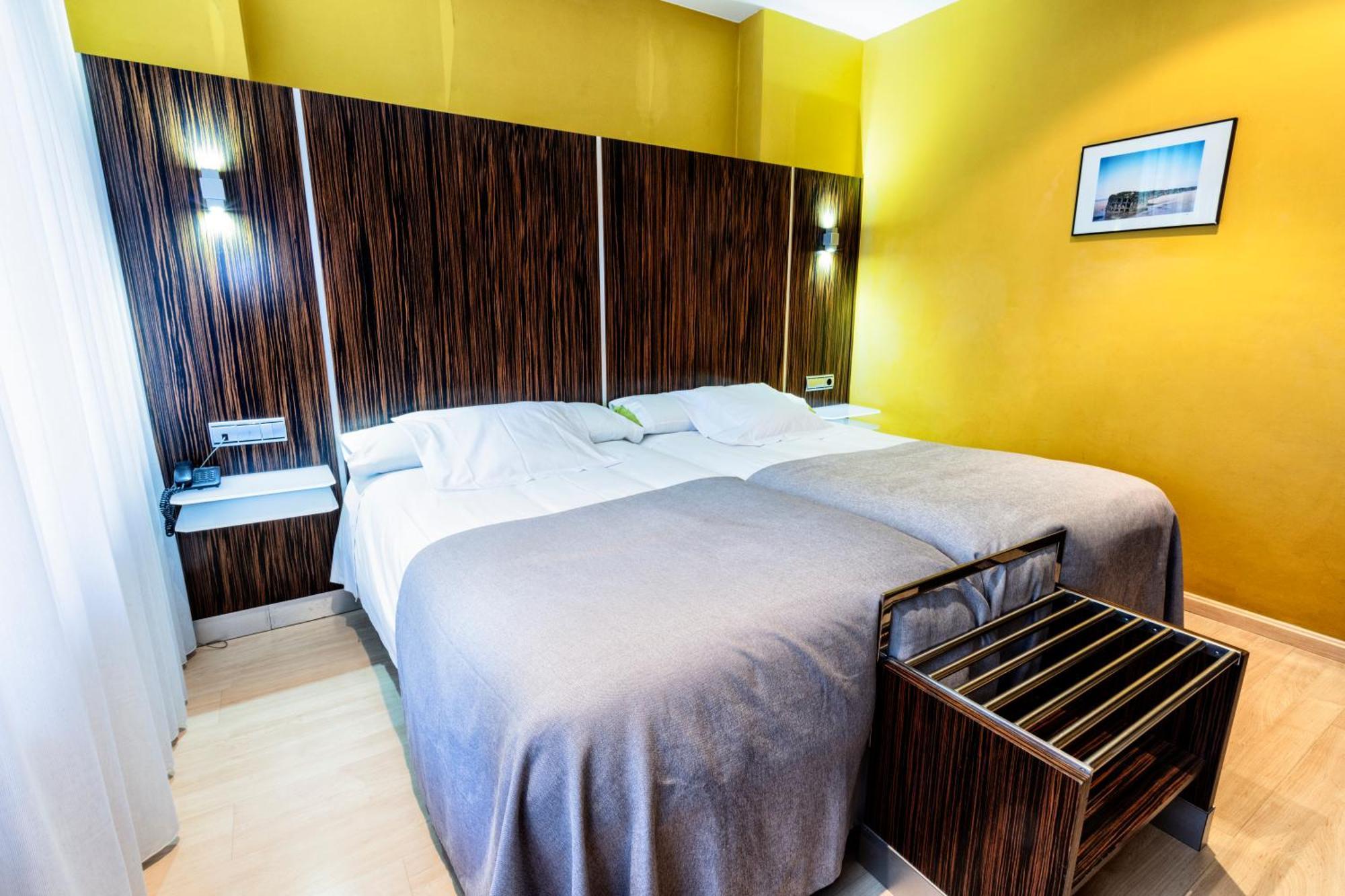 Hotel Gran Via Zaragoza Luaran gambar
