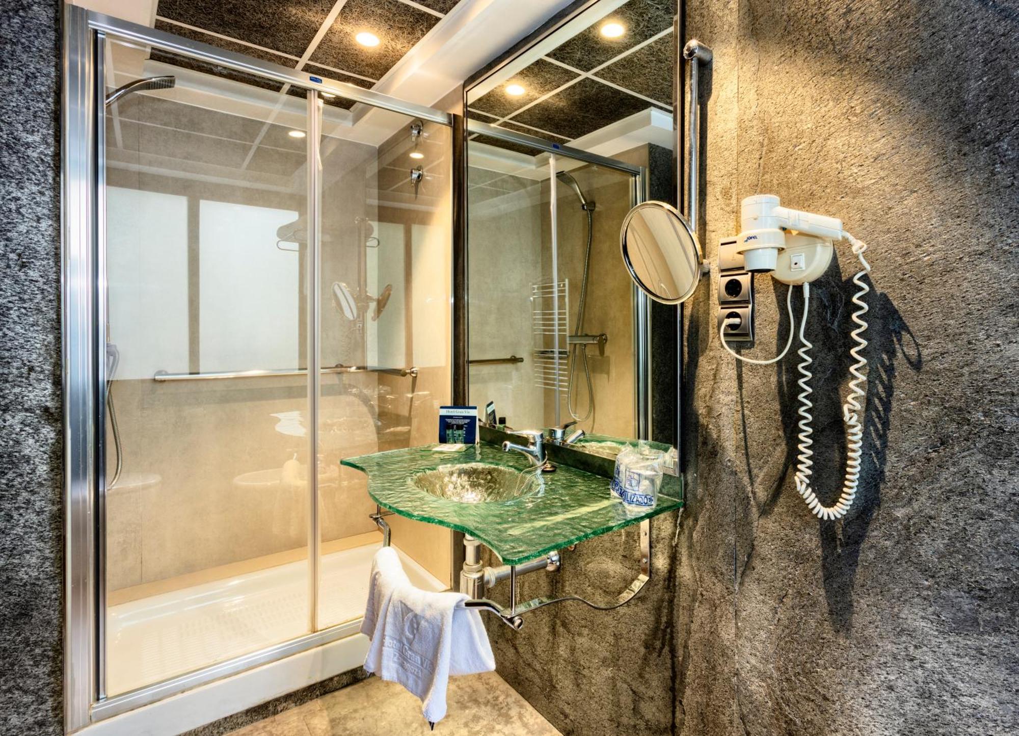 Hotel Gran Via Zaragoza Luaran gambar