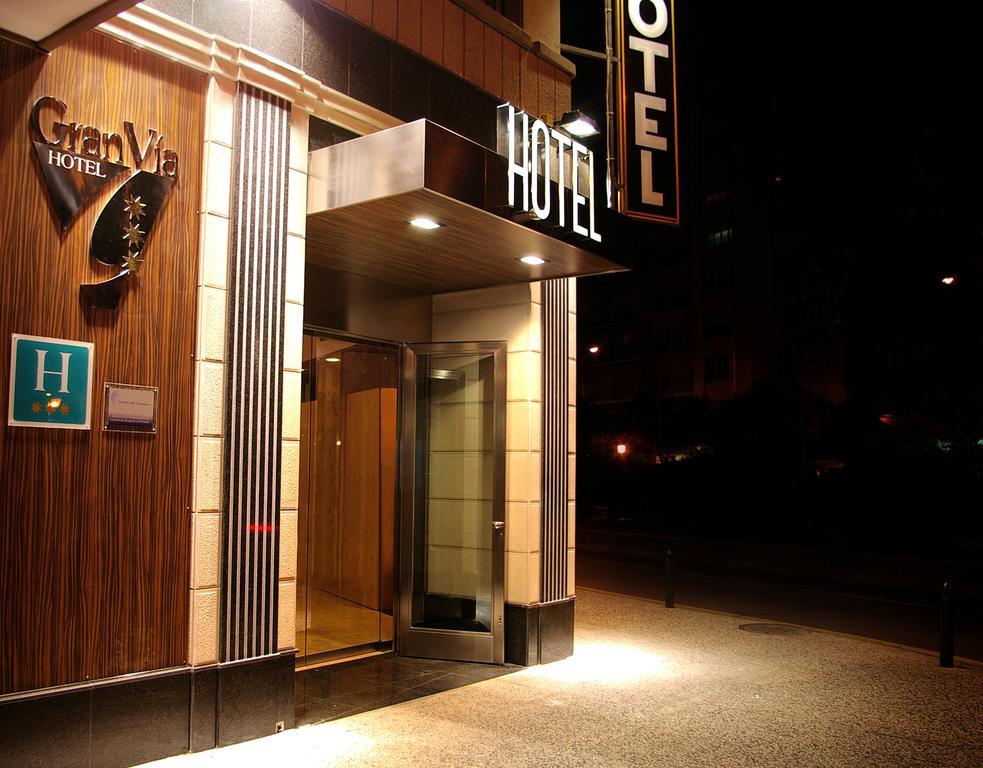 Hotel Gran Via Zaragoza Luaran gambar